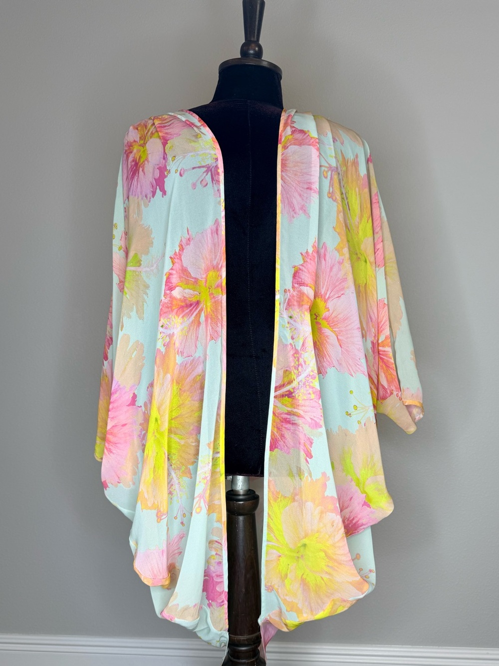 Marciano Pastel Floral Open-Front Kimono Jacket - Mint, Pink & Yellow